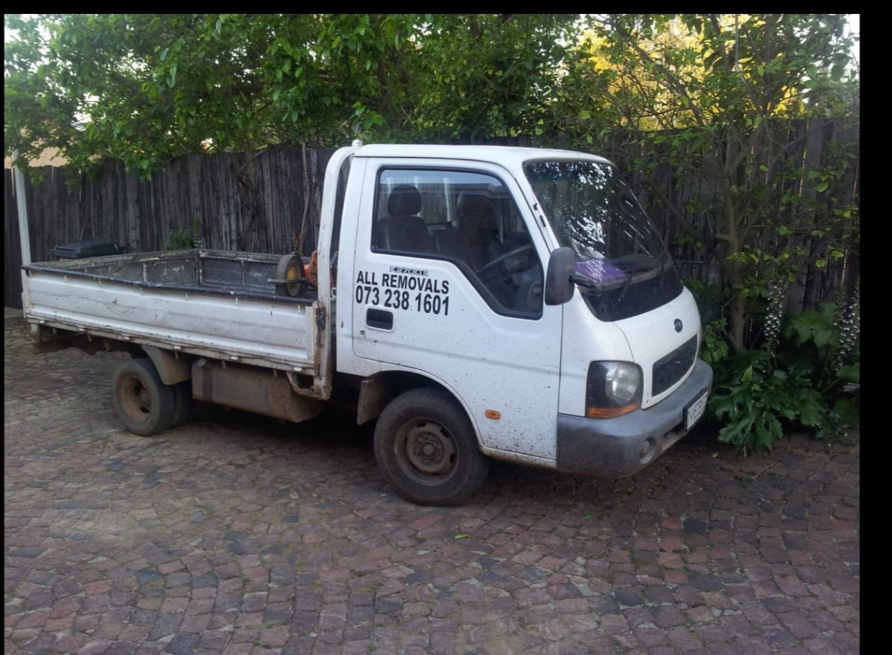 Truck loaded for a furniture move